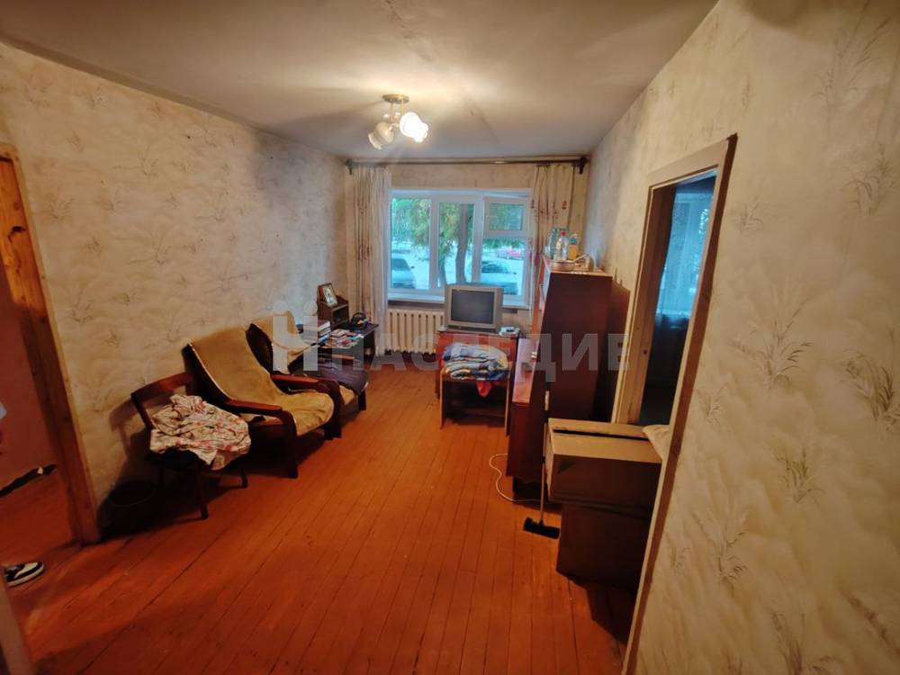 2-комнатная квартира, 42 м2 1/4 этаж, Парк Победы, ул. Ленина - фото 3