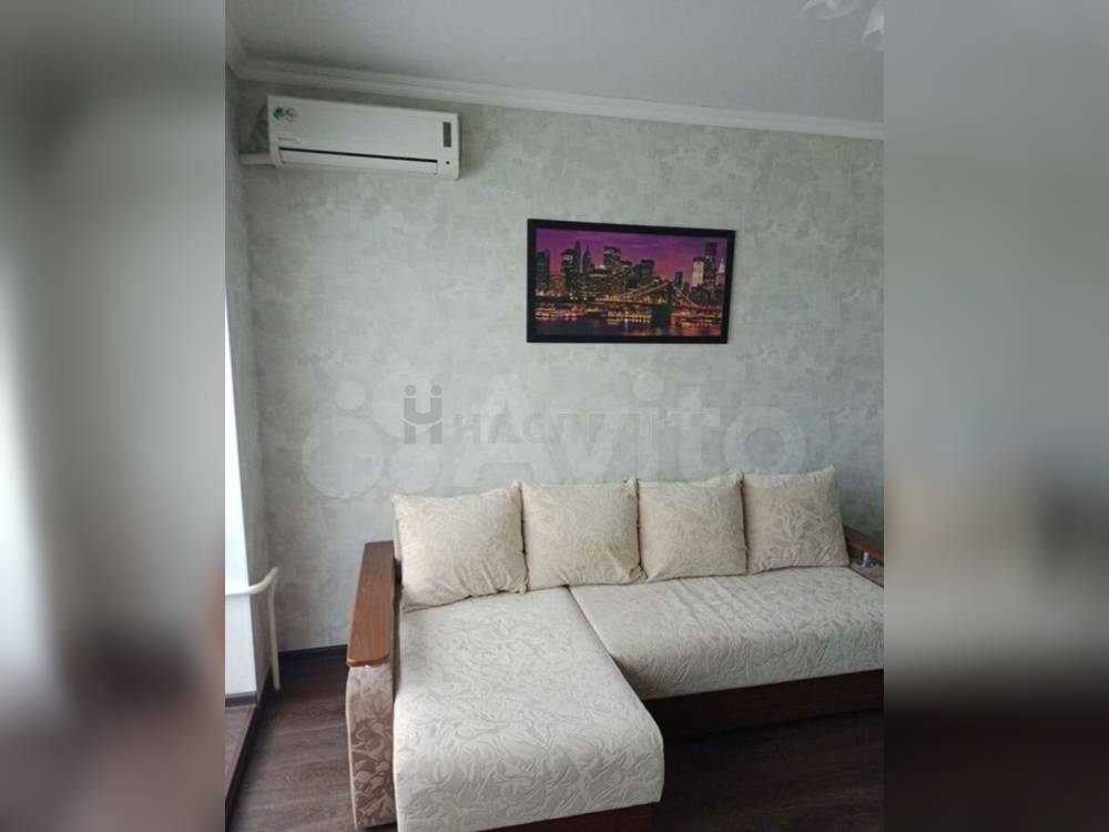 3-комнатная квартира, 60 м2 9/9 этаж, В-12, ул. Энтузиастов - фото 1