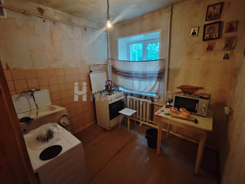 2-комнатная квартира, 42 м2 1/4 этаж, Парк Победы, ул. Ленина - фото 9