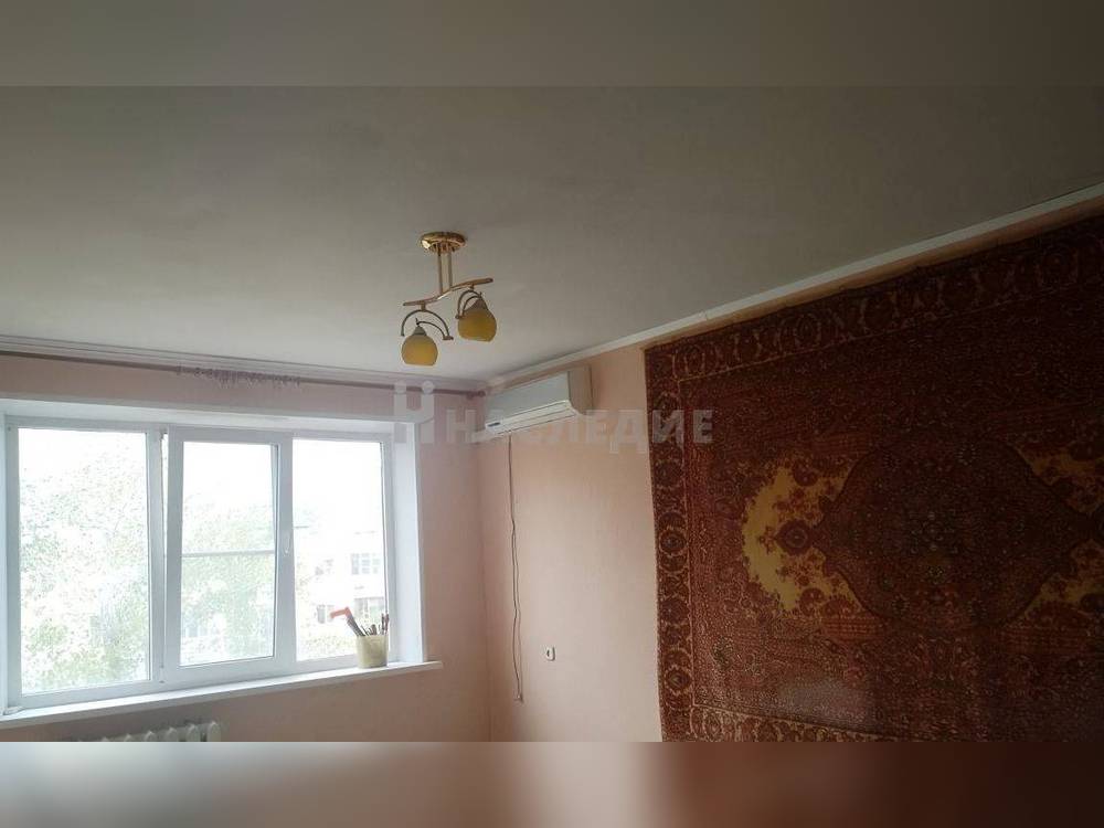 3-комнатная квартира, 63 м2 5/5 этаж, В-2, пр-кт. Строителей - фото 3