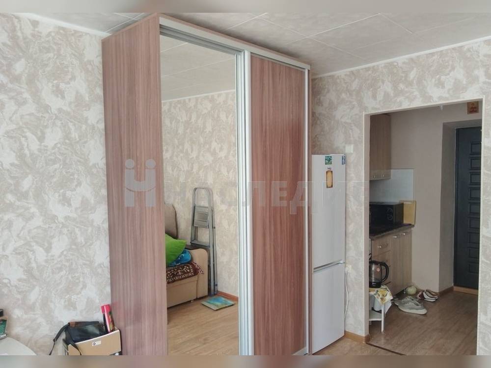 1-комнатная квартира, 18 м2 1/5 этаж, Вокзал, ул. Ленина - фото 1