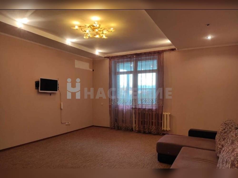 2-комнатная квартира, 90.3 м2 3/3 этаж, В-6, ул. Маршала Кошевого - фото 3