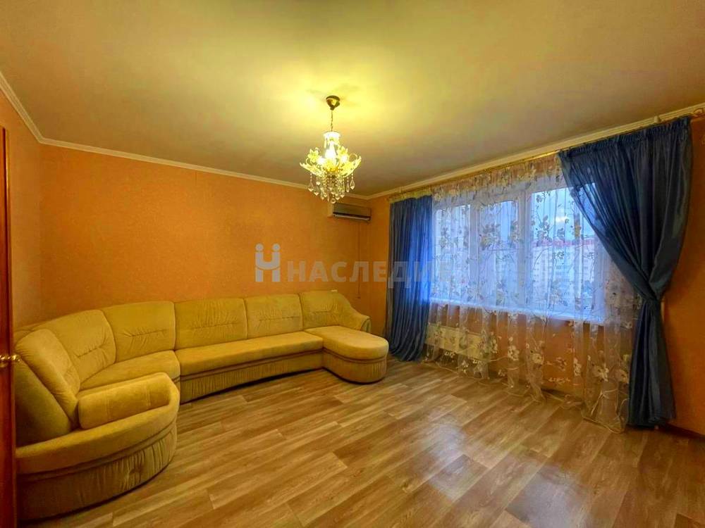 3-комнатная квартира, 63.5 м2 7/9 этаж, В-4, ул. Гагарина - фото 1