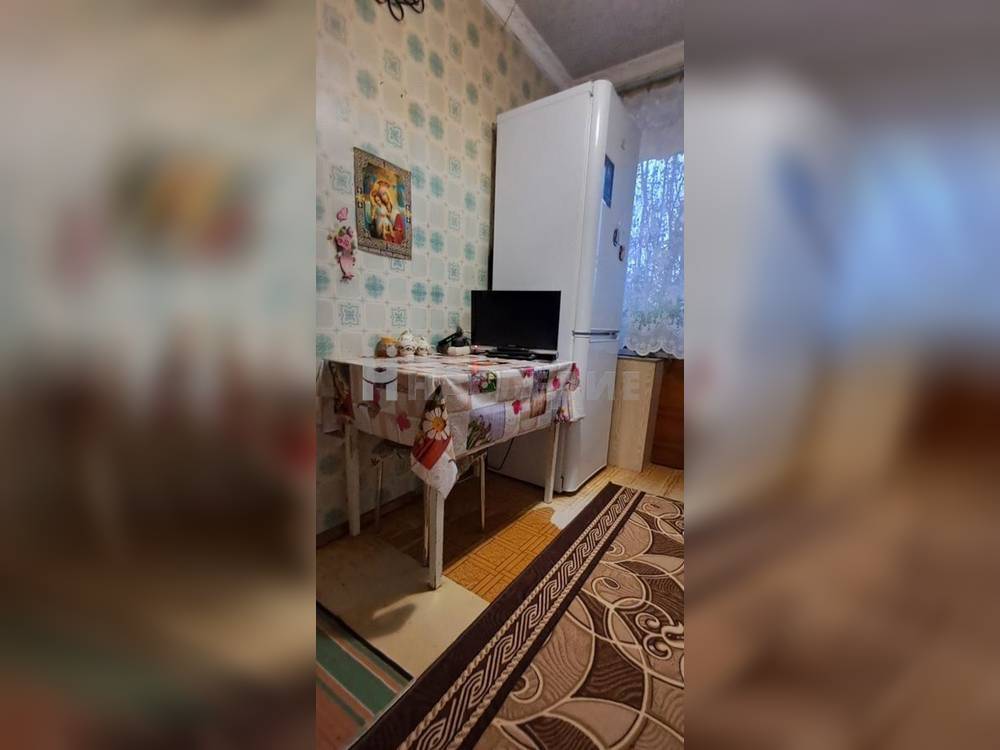 3-комнатная квартира, 62 м2 4/9 этаж, ЮЗР-1, ул. Ленина - фото 8