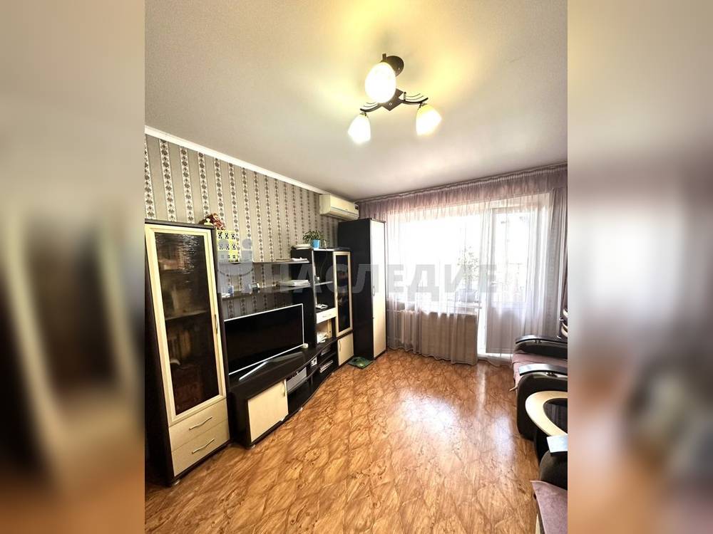 2-комнатная квартира, 48 м2 7/9 этаж, В-5, ул. Ленинградская - фото 1