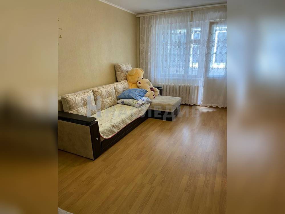 1-комнатная квартира, 38 м2 9/9 этаж, ВУ, ул. Гагарина - фото 1