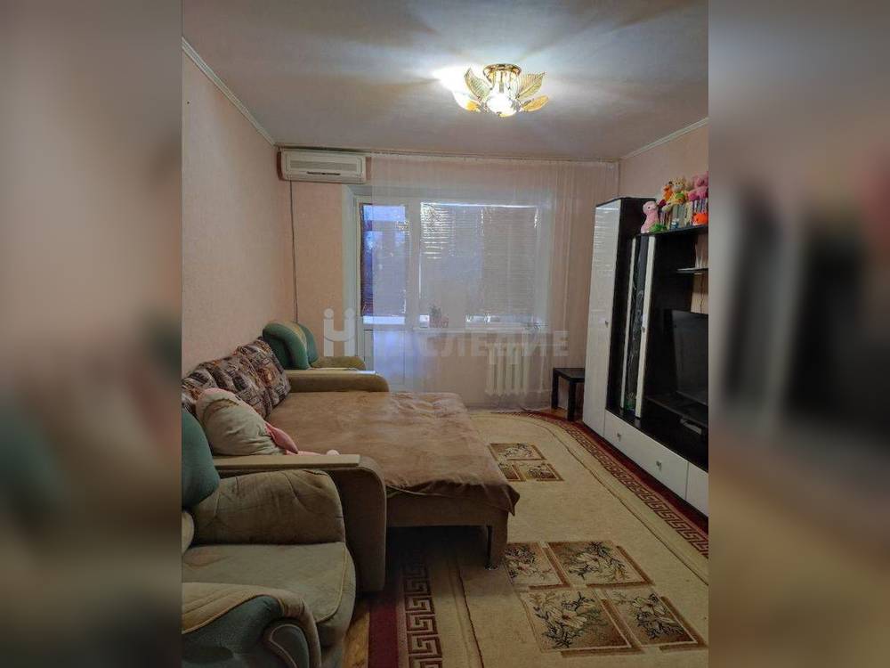 1-комнатная квартира, 39 м2 3/5 этаж, В-2, ул. Молодежная - фото 1