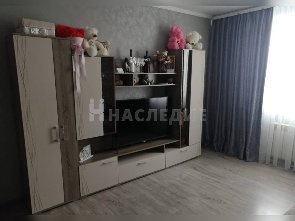 1-комнатная квартира, 37 м2 8/9 этаж, ВУ, ул. Индустриальная - фото 1