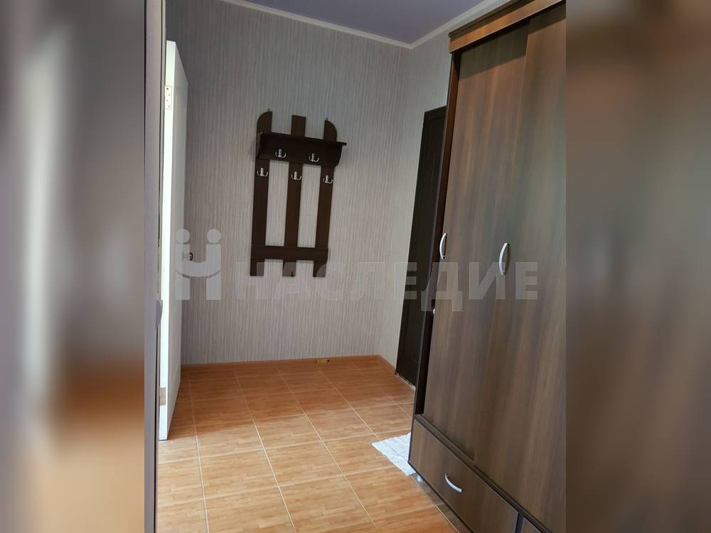 1-комнатная квартира, 38 м2 3/3 этаж, В-4, ул. Гагарина - фото 4