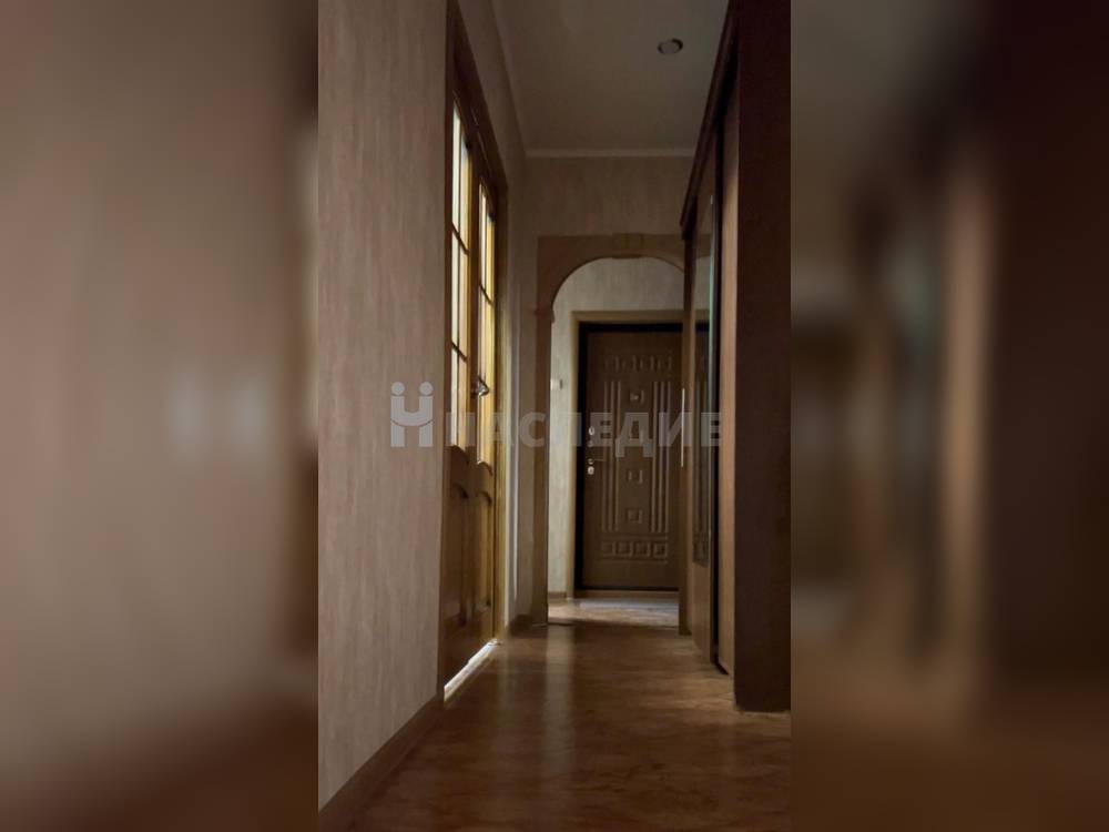 3-комнатная квартира, 60 м2 3/9 этаж, В-8, ул. Ленинградская - фото 2