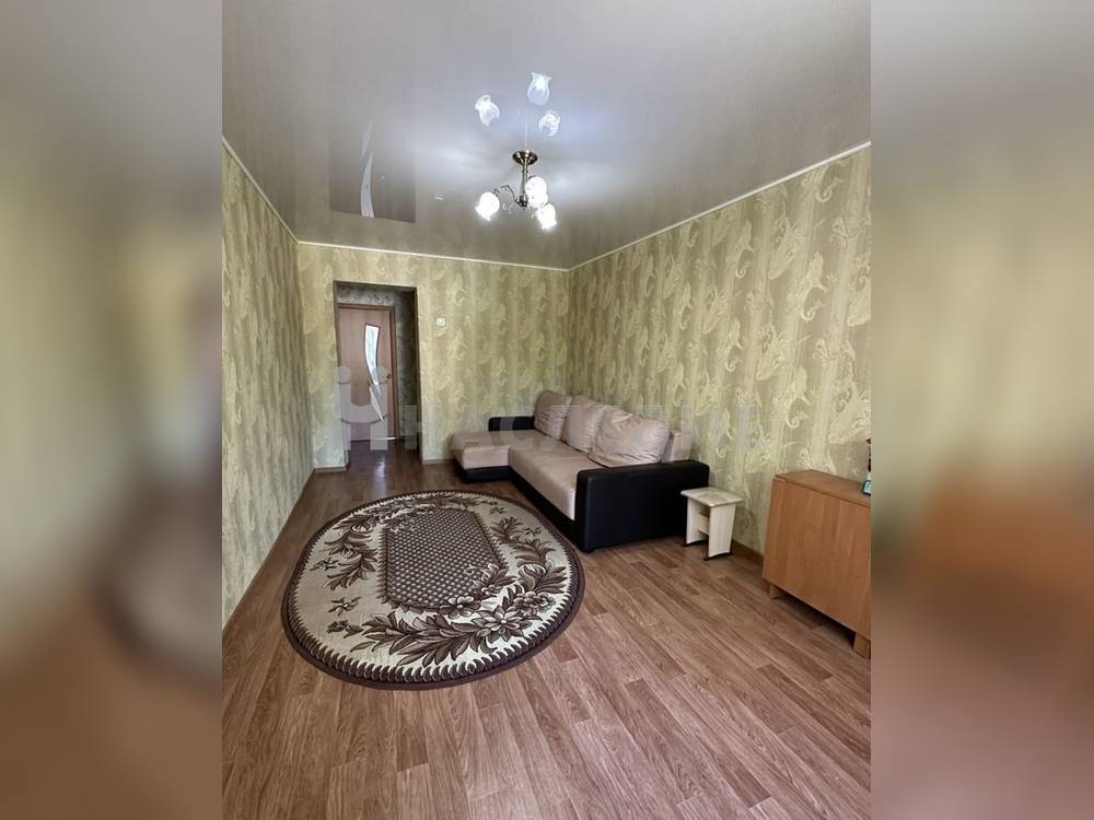 2-комнатная квартира, 47.7 м2 3/5 этаж, Вокзал, ул. Морская - фото 1