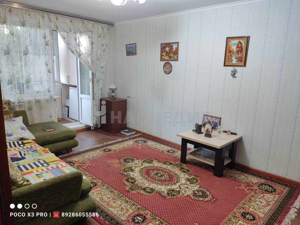 3-комнатная квартира, 61.9 м2 3/5 этаж, А, пр-кт. Строителей - фото 3