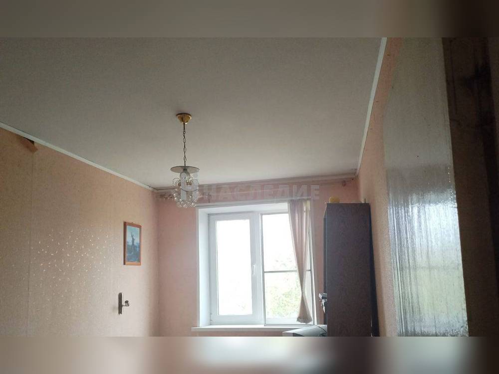 3-комнатная квартира, 63 м2 5/5 этаж, В-2, пр-кт. Строителей - фото 2