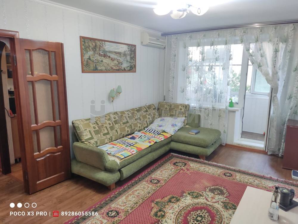 3-комнатная квартира, 61.9 м2 3/5 этаж, А, пр-кт. Строителей - фото 1