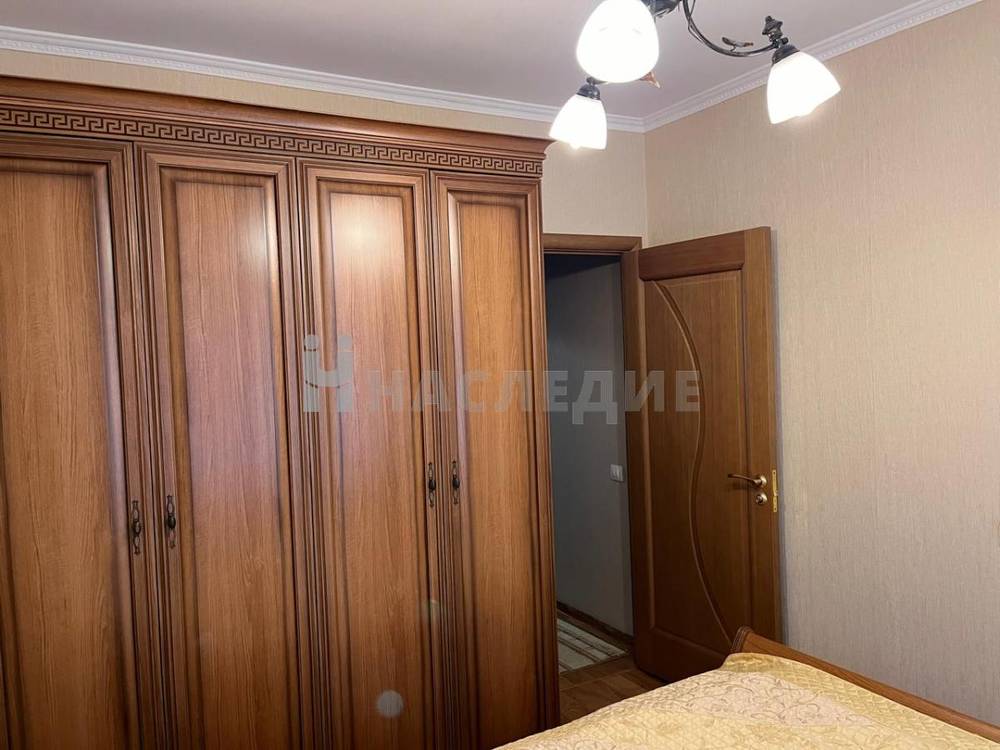 4-комнатная квартира, 80.5 м2 5/10 этаж, Санта Барбара, ул. Гагарина - фото 14