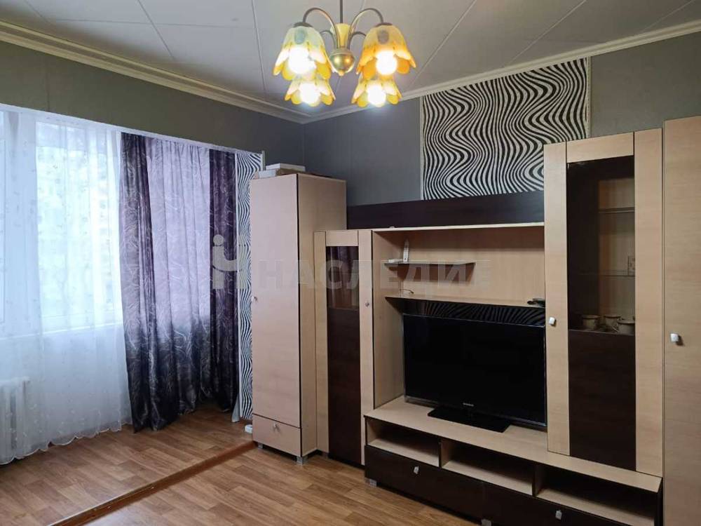 3-комнатная квартира, 65 м2 2/9 этаж, В-16, ул. Маршала Кошевого - фото 1