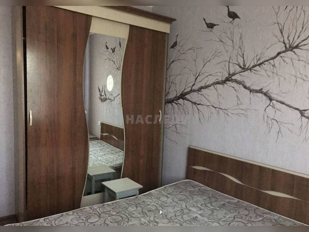 2-комнатная квартира, 47 м2 5/5 этаж, пр-кт. Строителей - фото 1