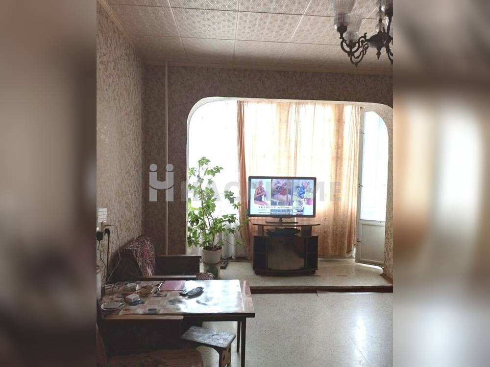 4-комнатная квартира, 75.5 м2 6/9 этаж, В-16, ул. Гагарина - фото 1